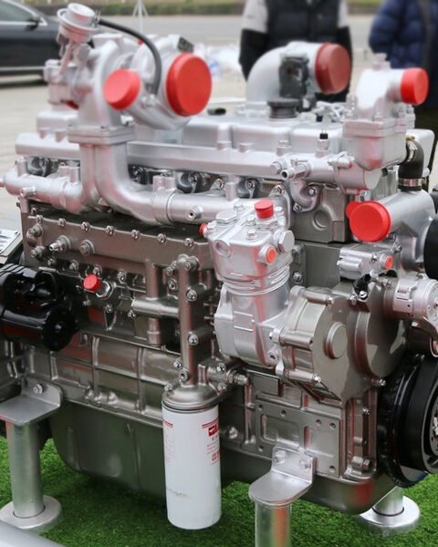 YC6JA240-50 240 HP 6.87L Diesel Engine Euro5