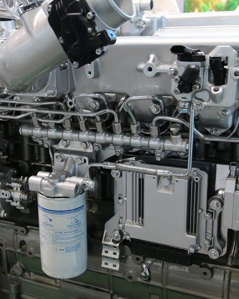 YC6L330-60 Diesel engine 8.4L Euro 6